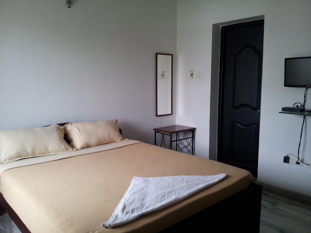 Roshini Serviced Apartments Chennai Room photo